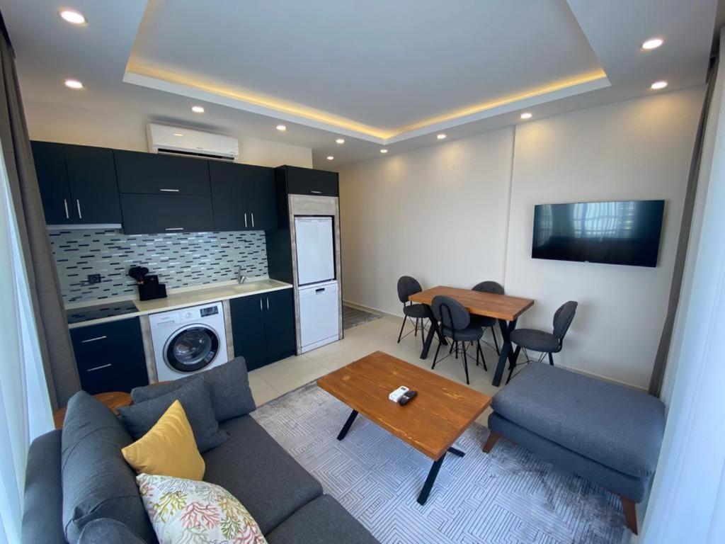 גומבט Maye Residence מראה חיצוני תמונה