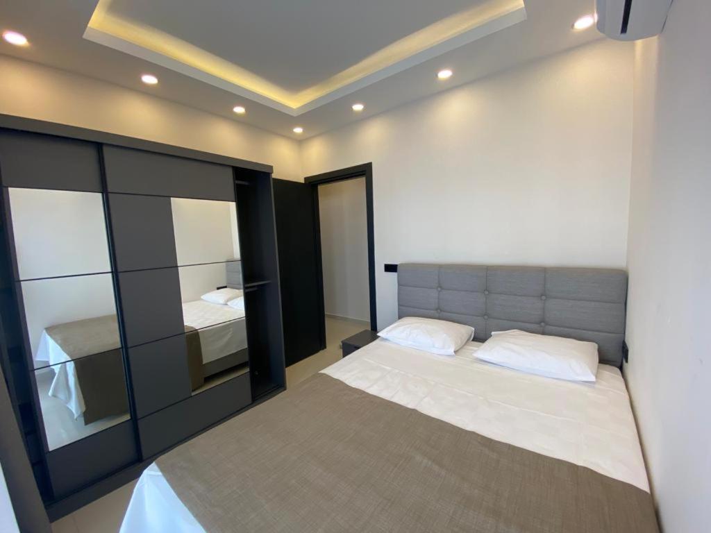 גומבט Maye Residence מראה חיצוני תמונה