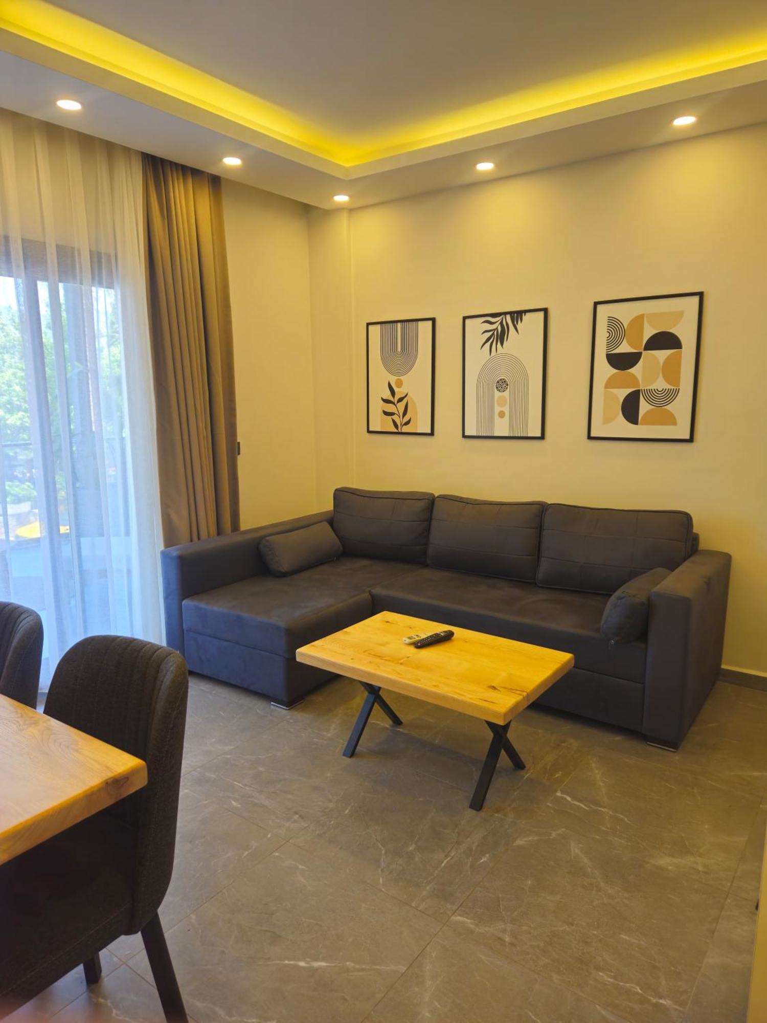 גומבט Maye Residence מראה חיצוני תמונה
