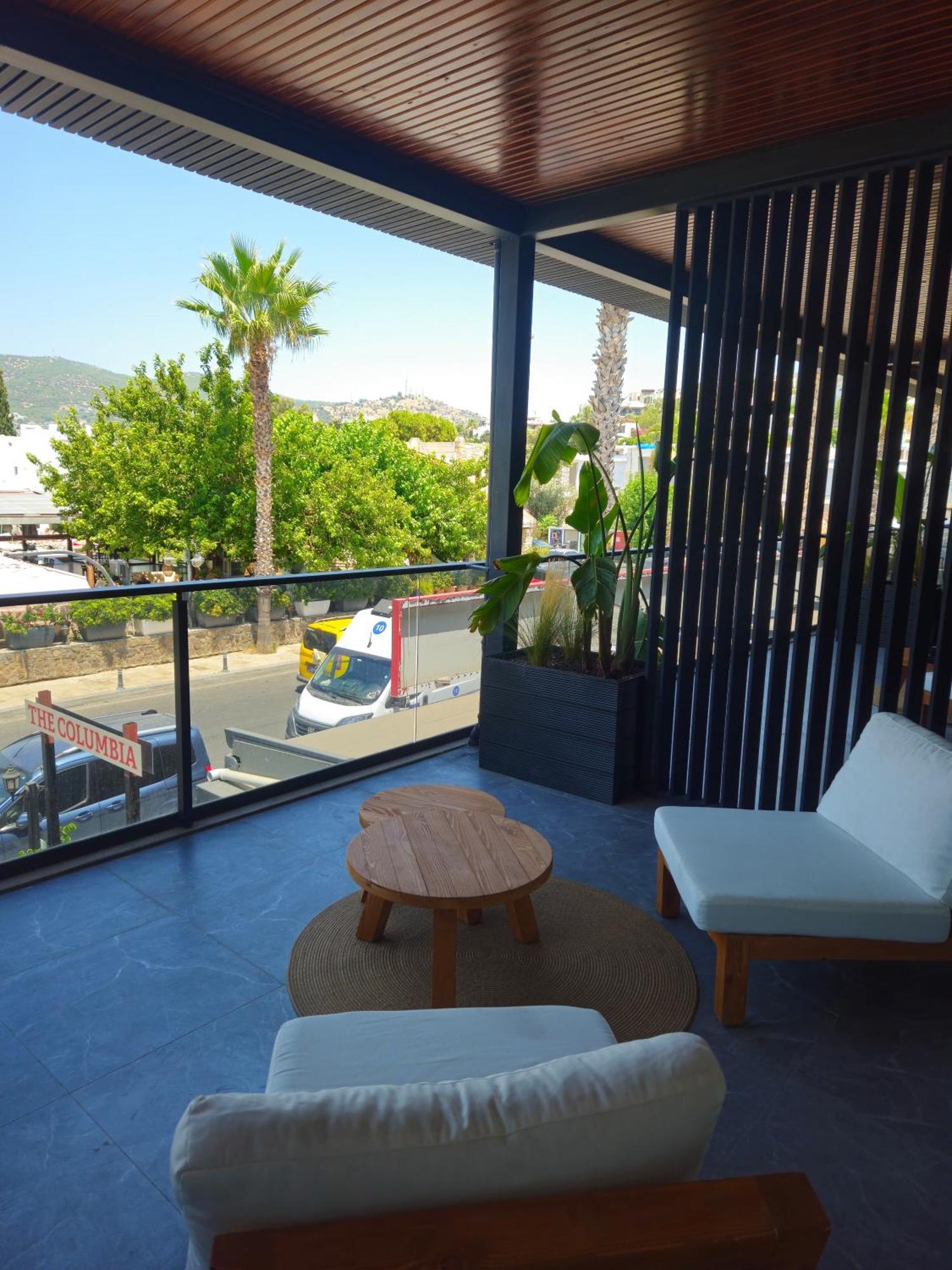 גומבט Maye Residence מראה חיצוני תמונה