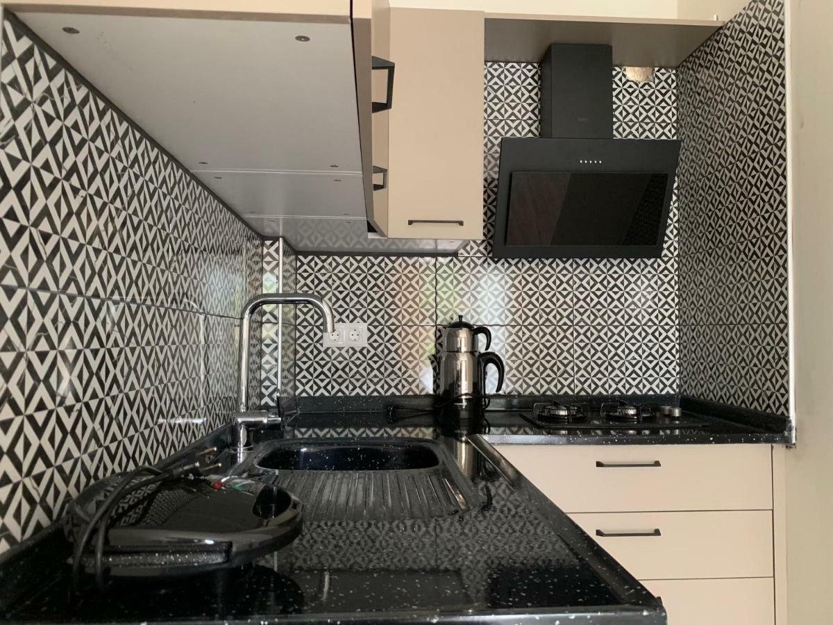 גומבט Maye Residence מראה חיצוני תמונה
